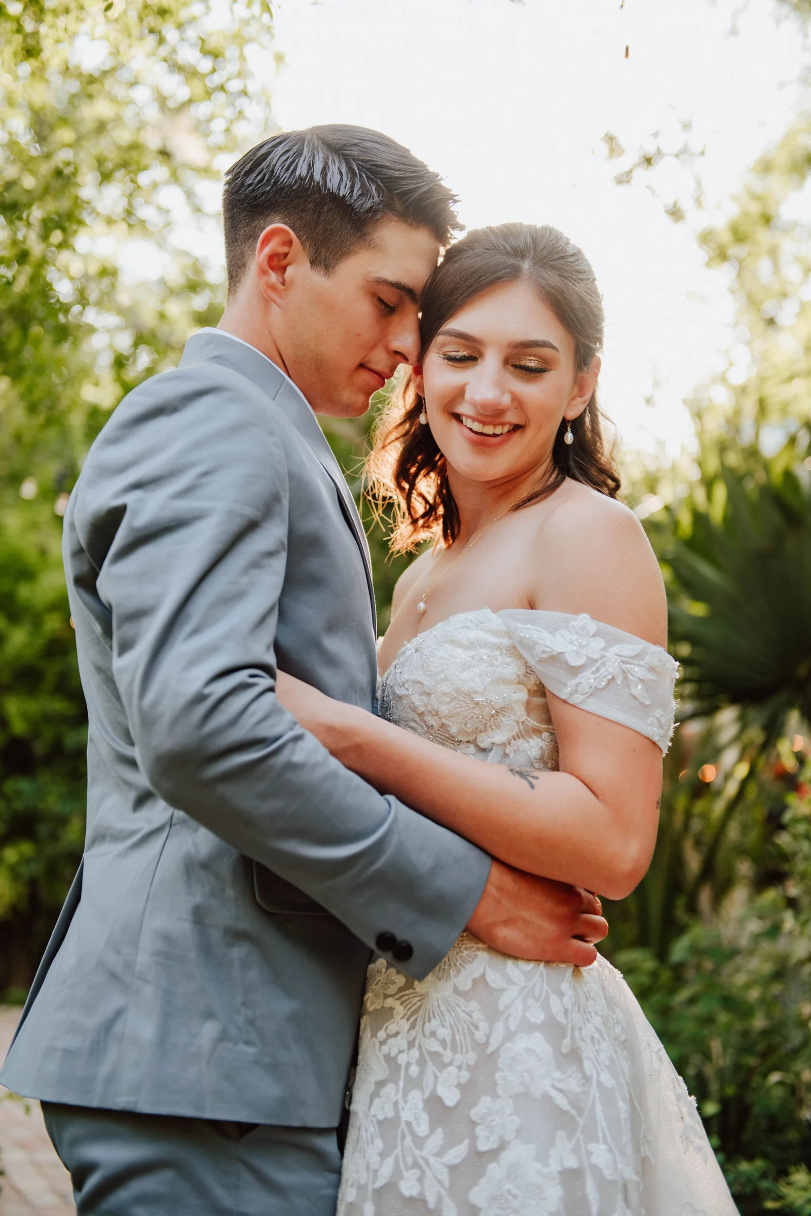 Sidney and Omar embracing during portraits